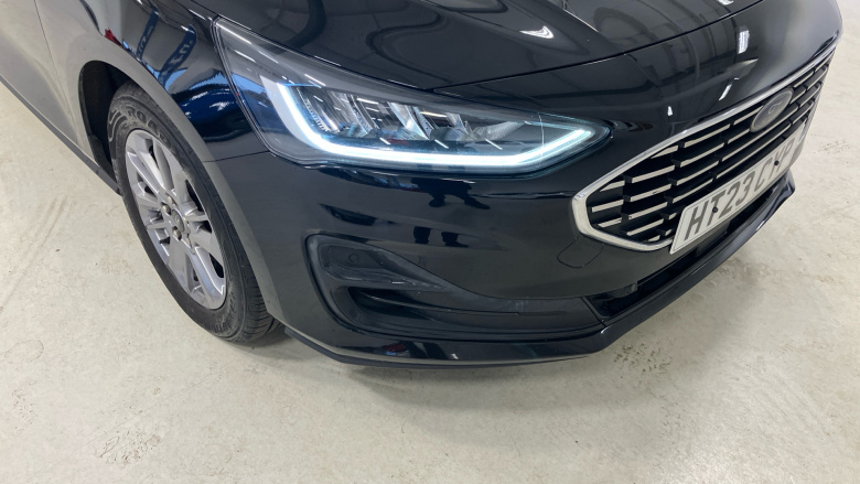 Ford Focus 1.0 EcoBoost Titanium 5dr Petrol Estate